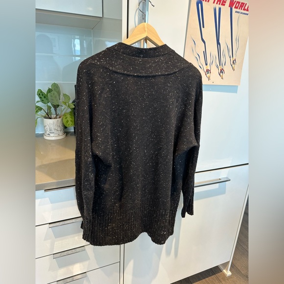 Aritzia Talula Black Speckled Cardigan Size Small - Picture 2 of 3